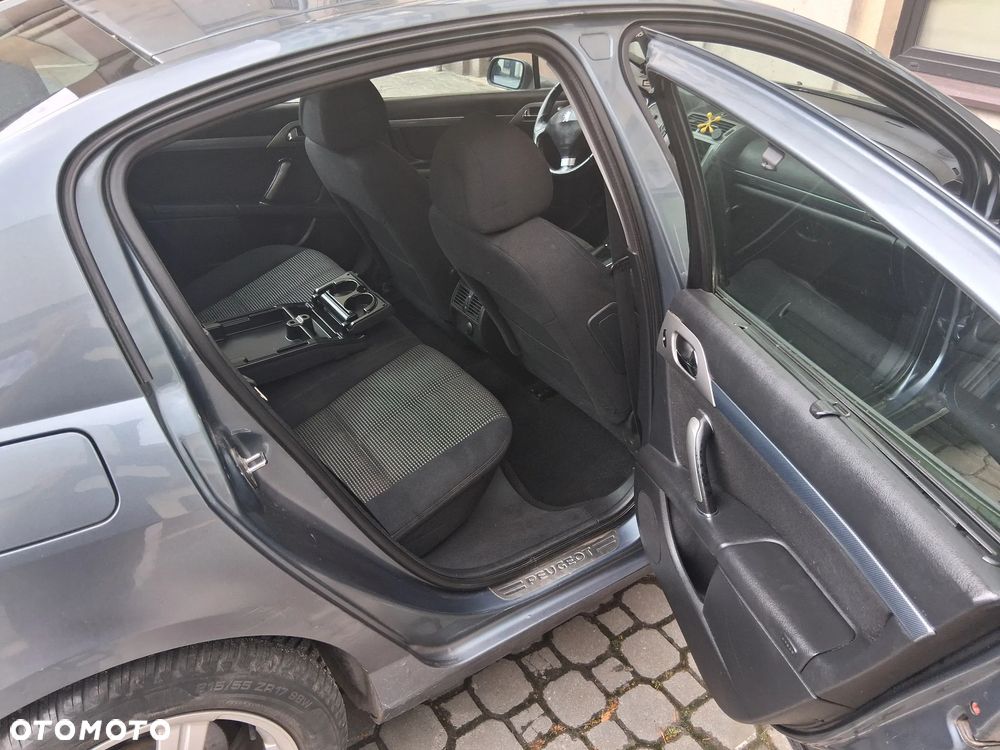 Peugeot 407 HDi 135 Premium - 18
