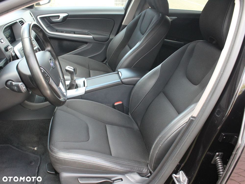 Volvo V60 D2 Drive-E Kinetic - 9