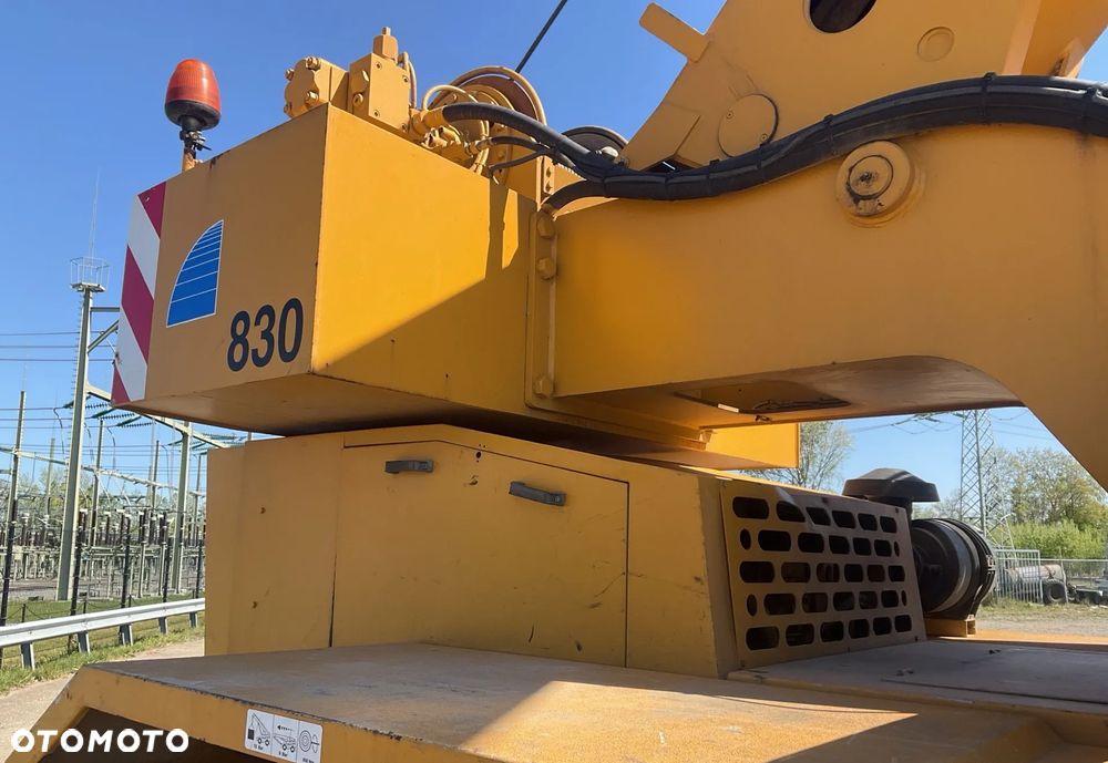 Inny Dźwig terenowy Locatelli Gril 830C / 1700 MTH! / Udźwig 30 ton / Zasięg 24,5 metra - 12