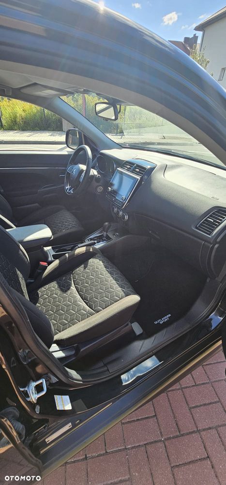 Mitsubishi ASX - 13