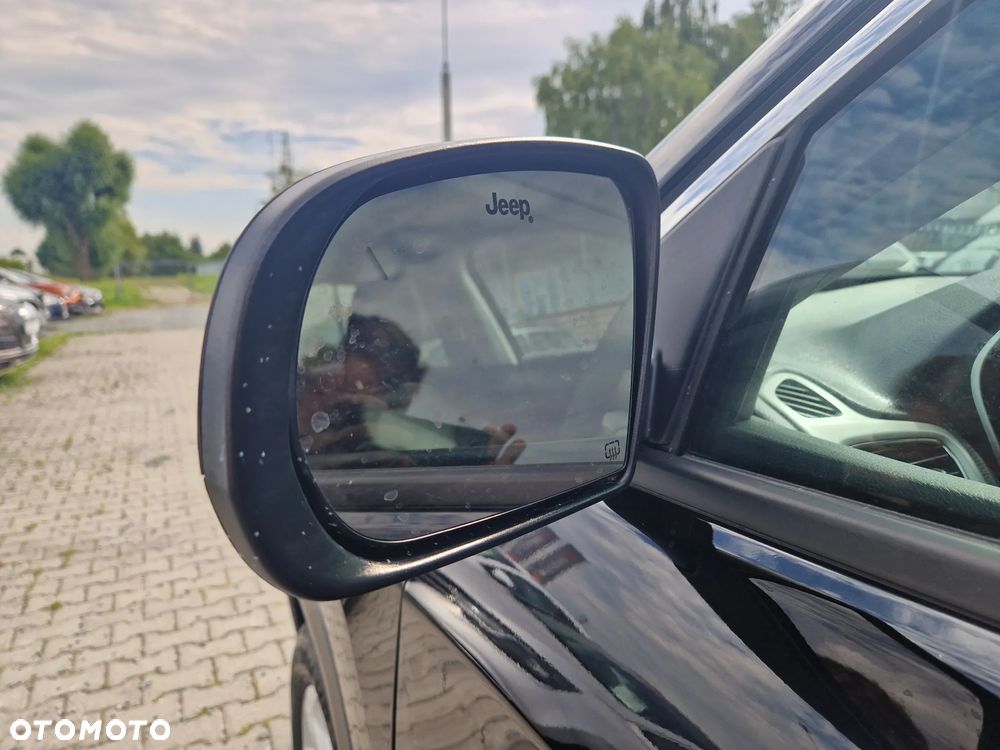 Jeep Compass - 12