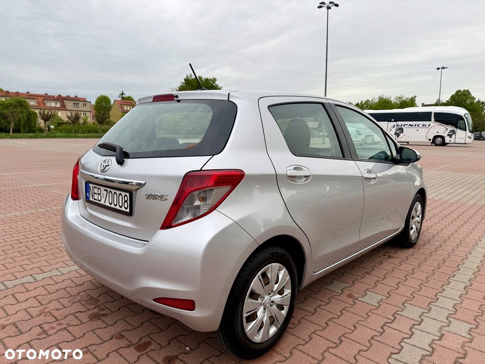 Toyota Yaris 1.33 VVT-i Edition - 8
