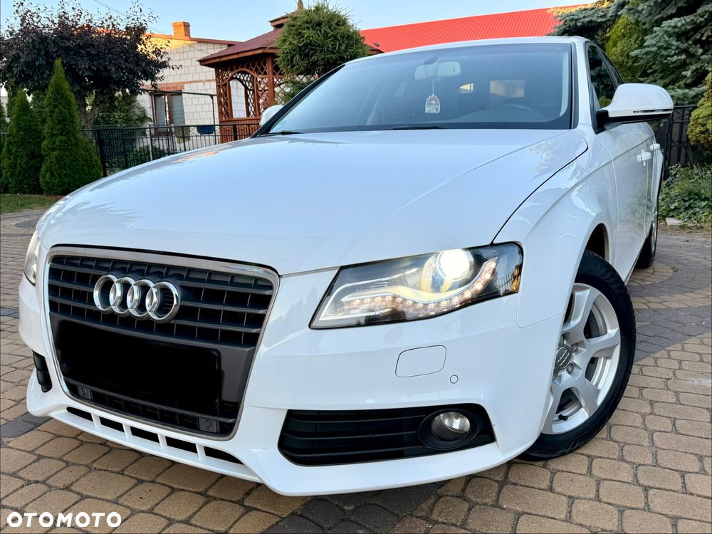 Audi A4 Limousine - 17