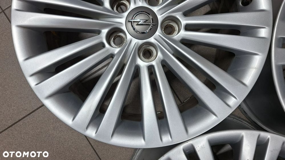 Felgi Aluminiowe 18 Opel Insignia A 5x120 ET 42 - 12