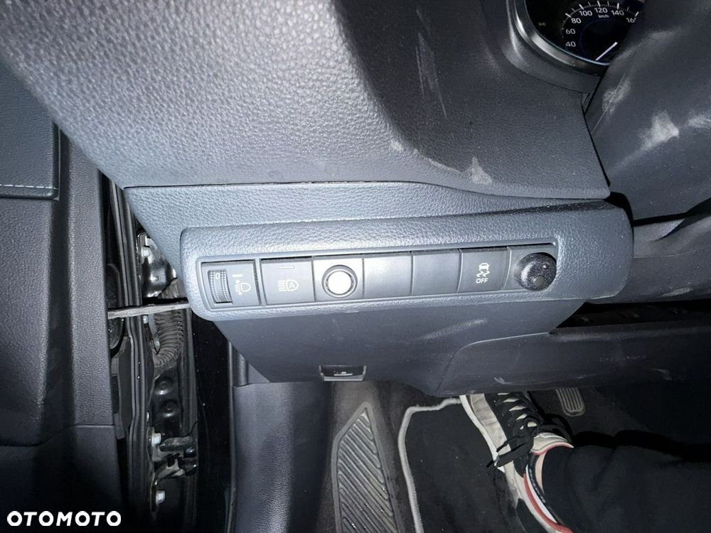 Toyota Corolla 1.8 Hybrid Comfort - 20