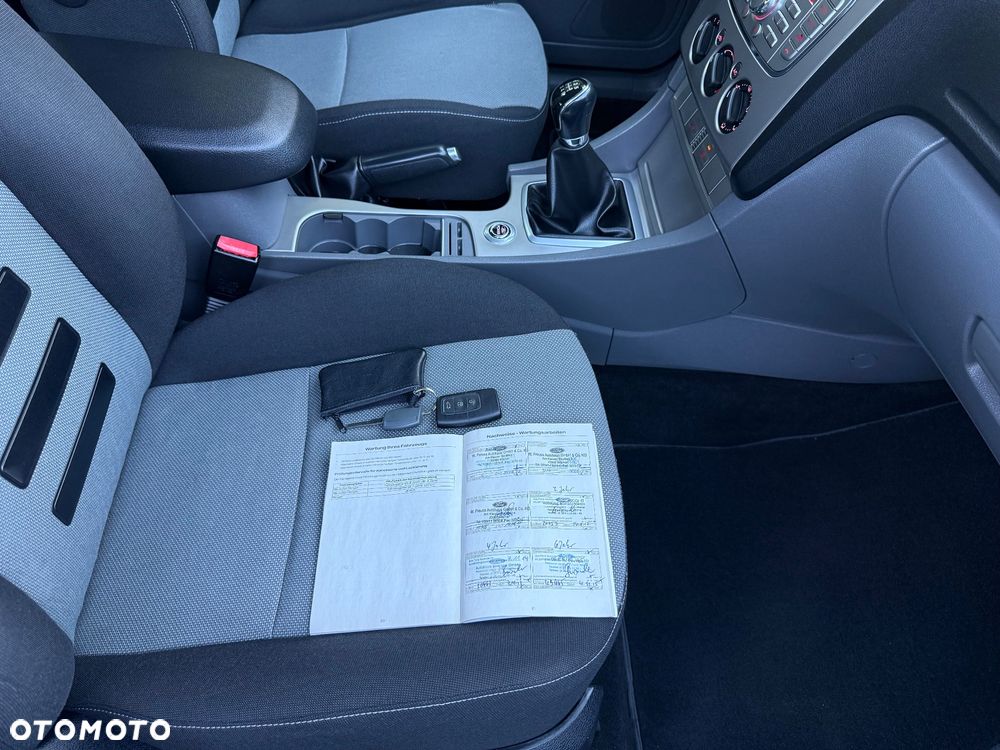 Ford Focus 1.6 Comfort X / 100 - 36