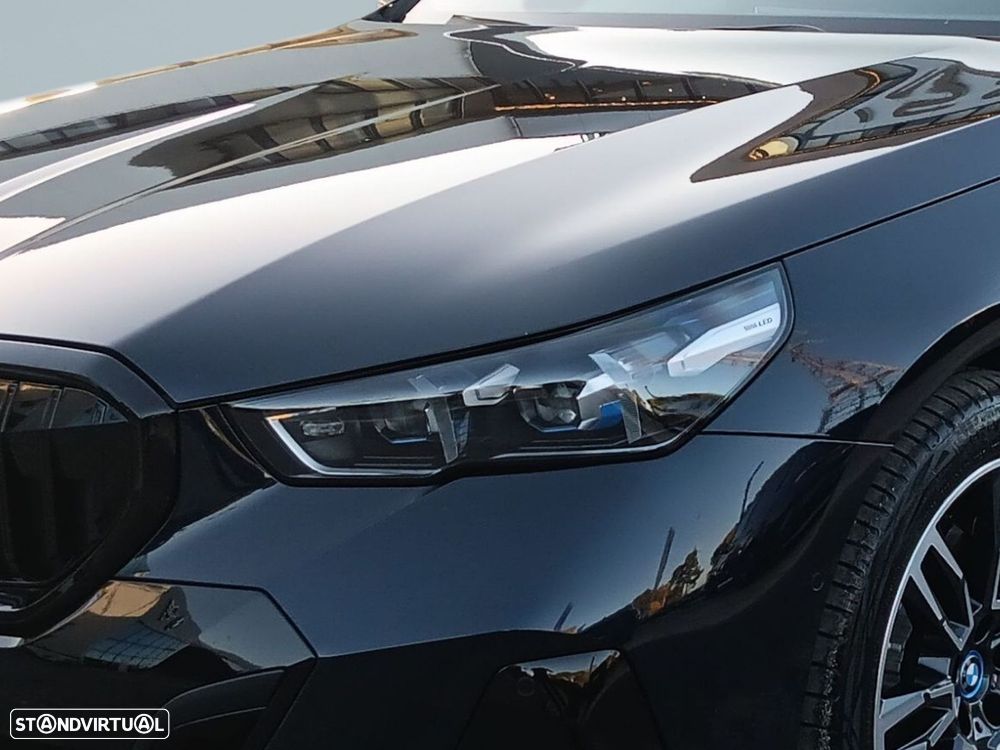 BMW i5 eDrive40 Pack Desportivo M - 3