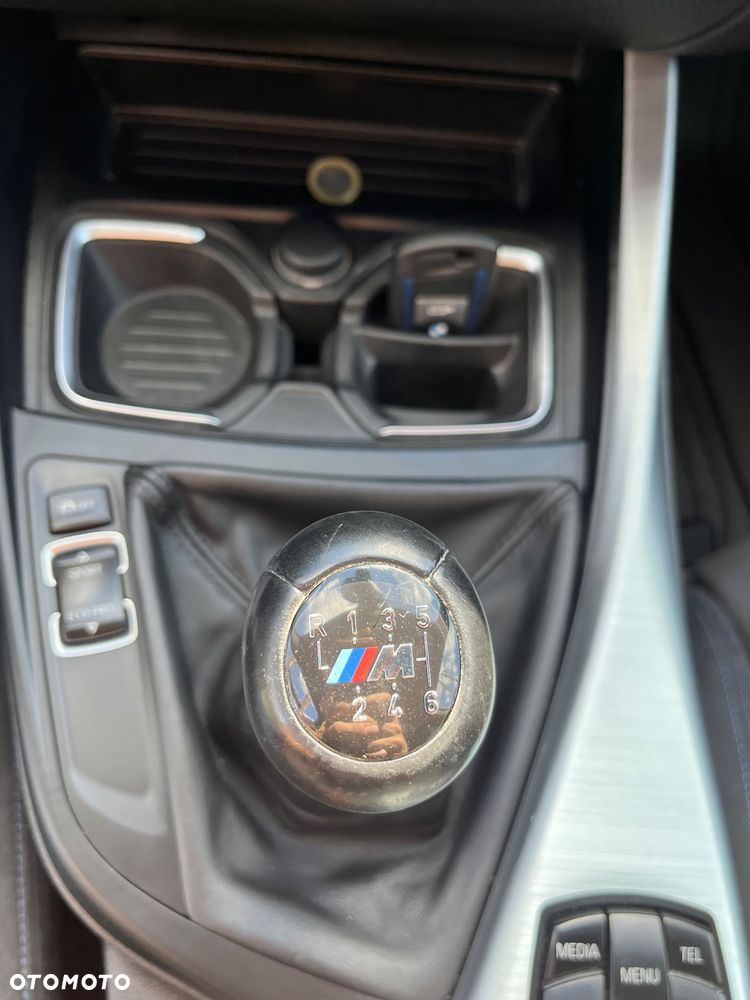 BMW Seria 1 120i M Sport - 28