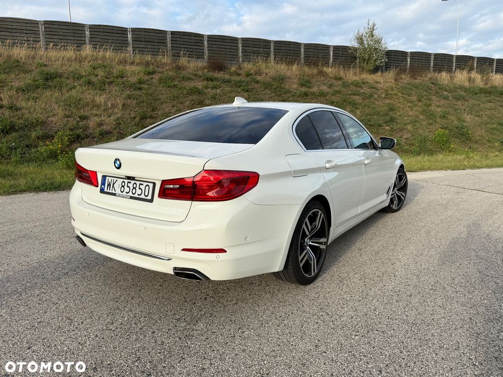 BMW Seria 5 540i GPF Luxury Line - 6