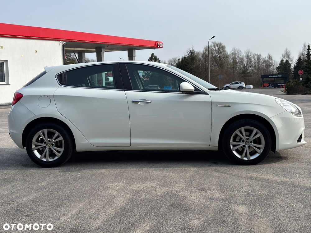 Alfa Romeo Giulietta - 5