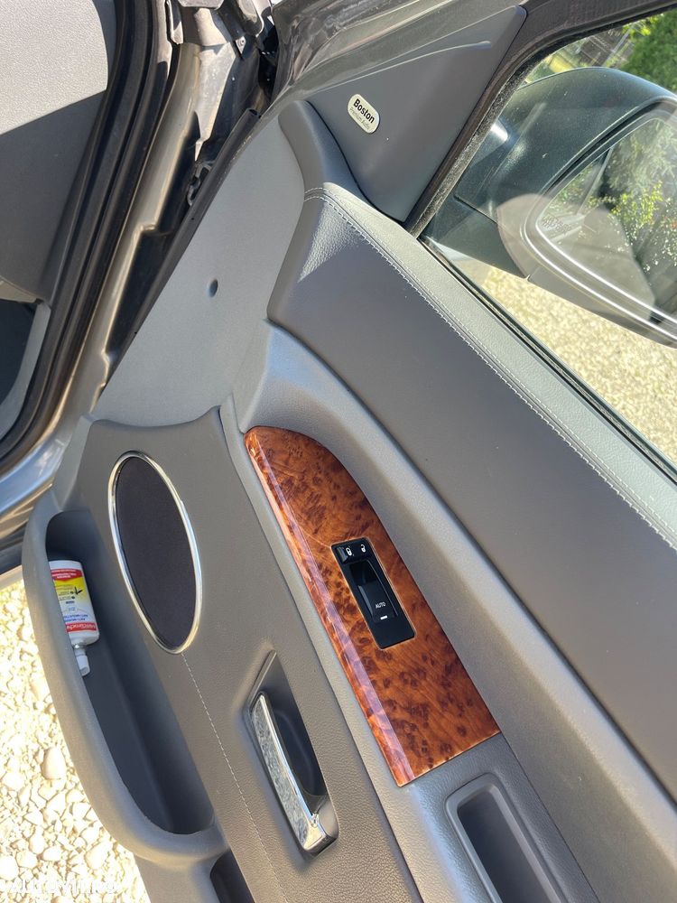 Jeep Grand Cherokee - 13