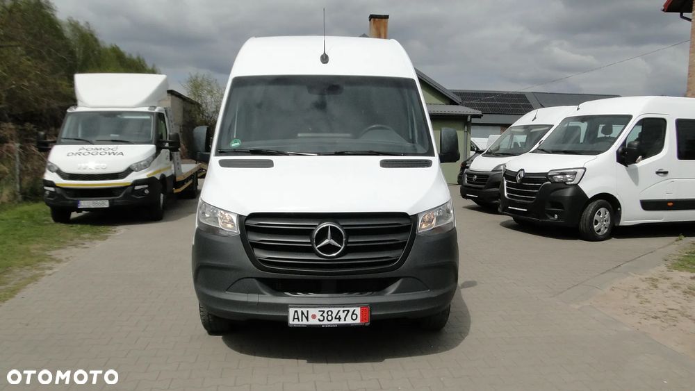 Mercedes-Benz SPRINTER - 2
