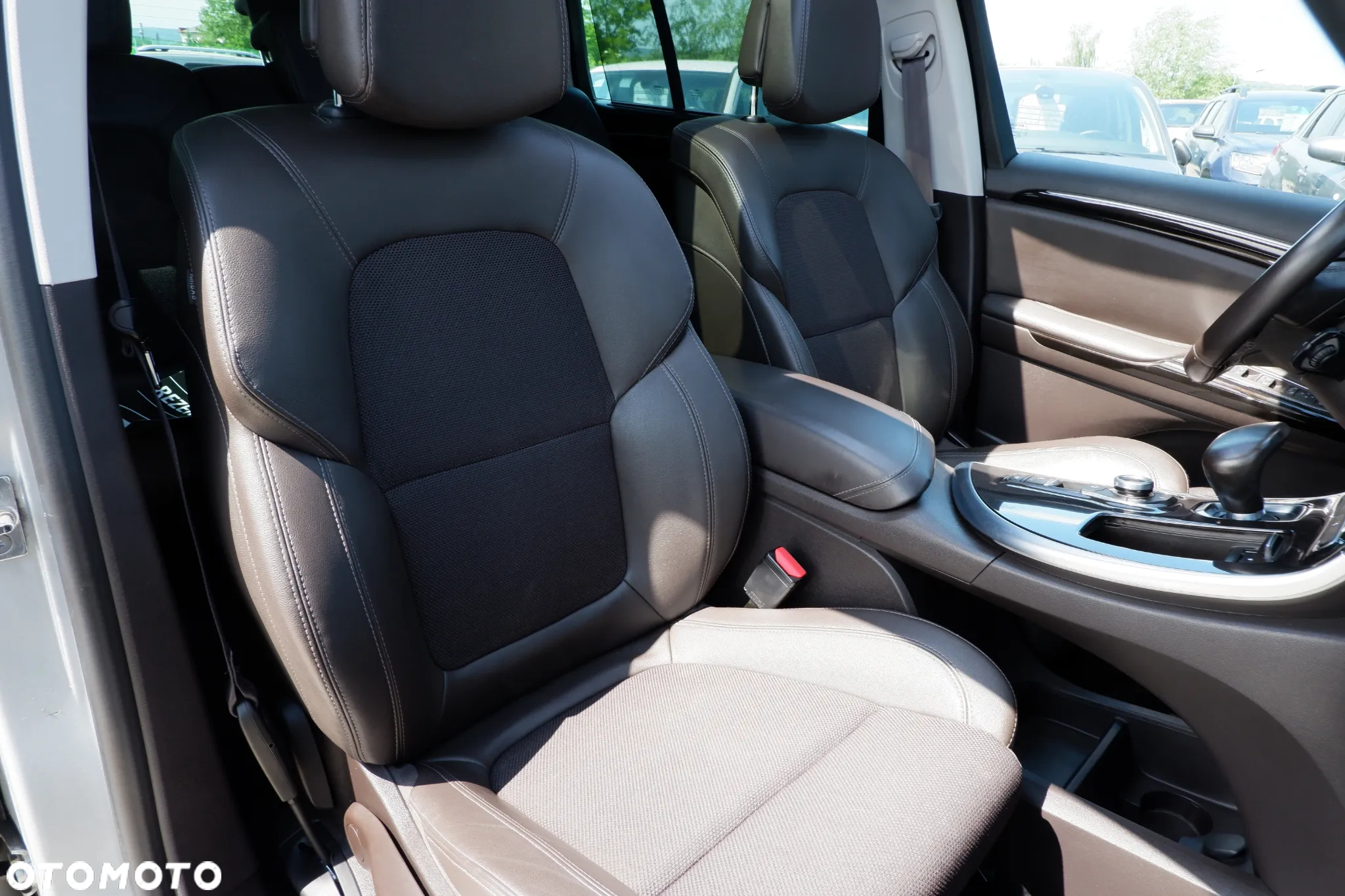 Renault Espace 1.6 dCi Energy SL Techno EDC 7 os - 11