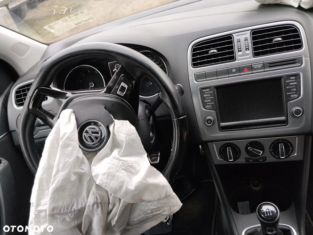 Volkswagen Polo - 14