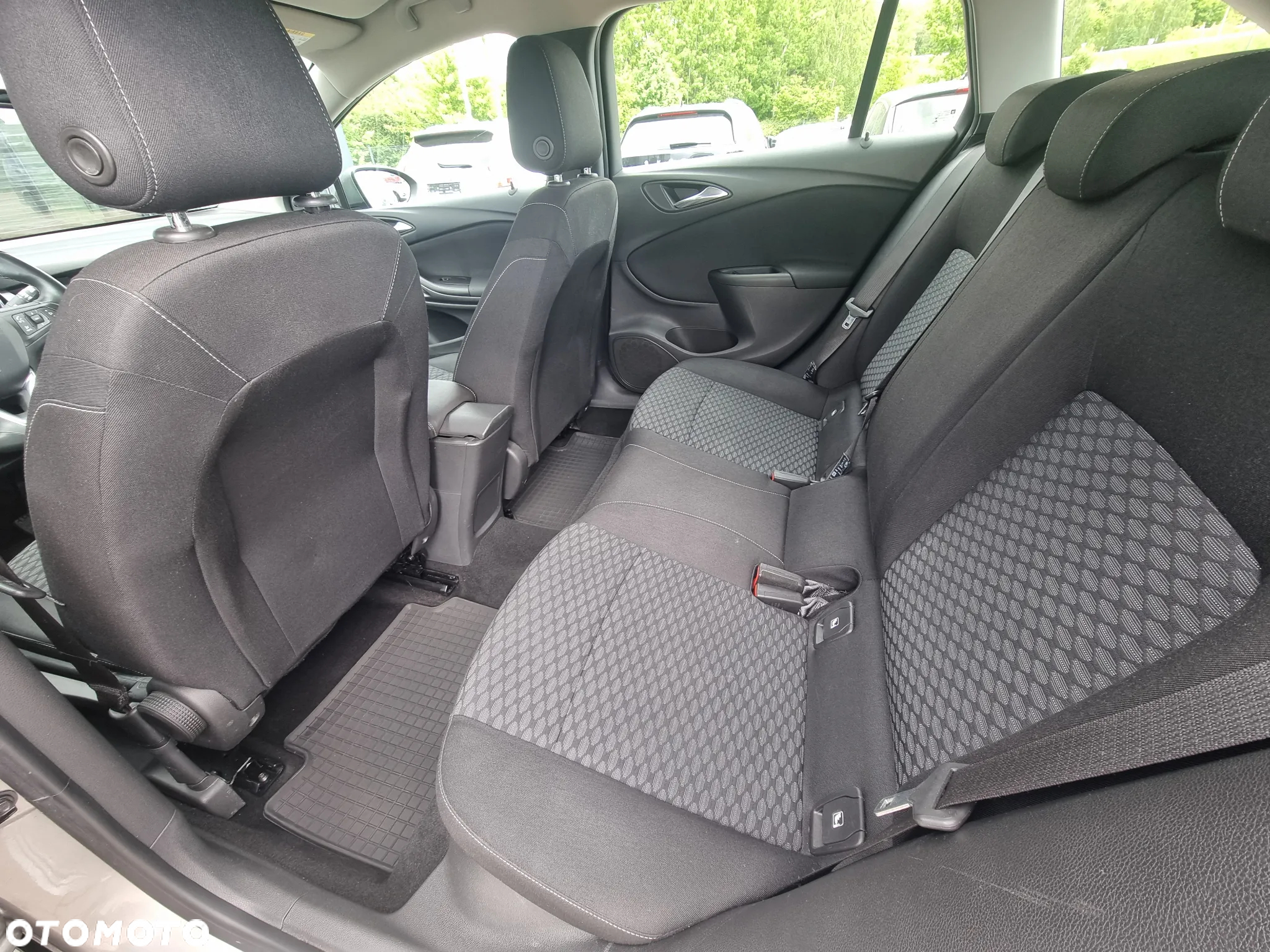 Opel Astra V 1.6 CDTI Enjoy S&S - 26
