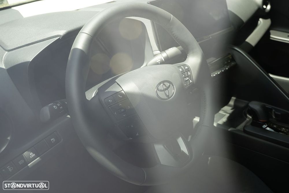 Toyota C-HR 2.0 Flow - 4