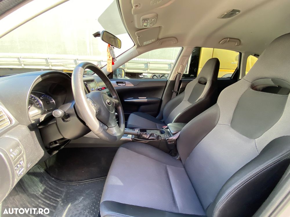 Subaru Impreza 2.0D Sport - 13