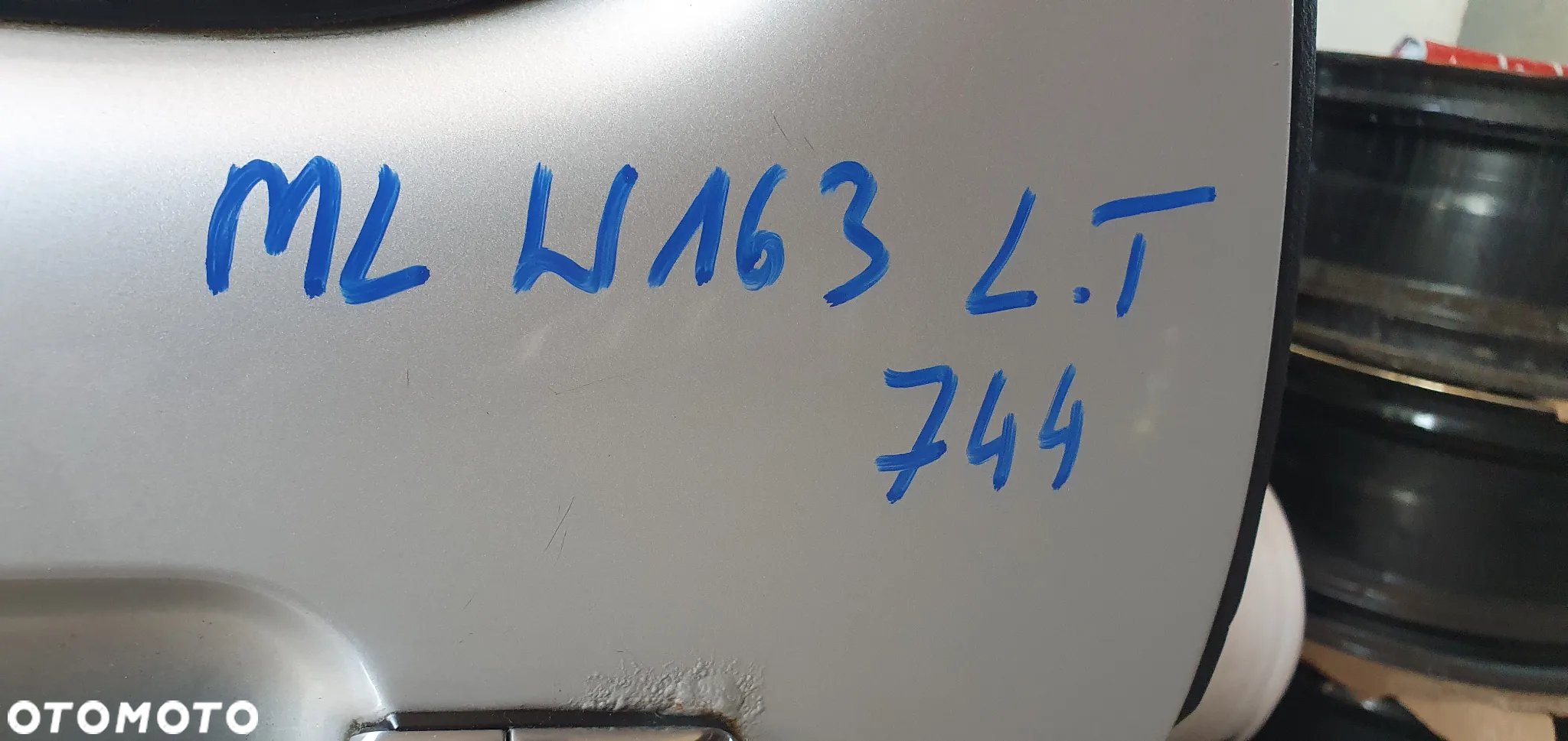 Drzwi lewy tył tylne lewe Mercedes ML W163 744 C744 - 11