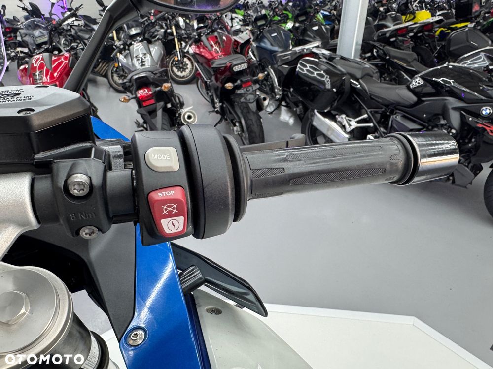 BMW RS - 25