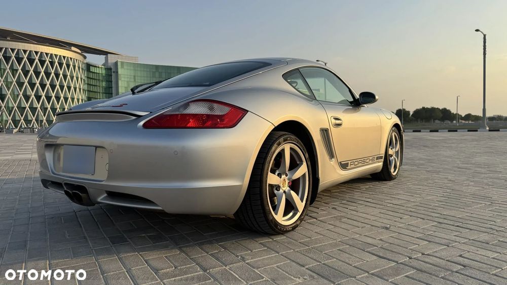 Porsche 718 Cayman - 1
