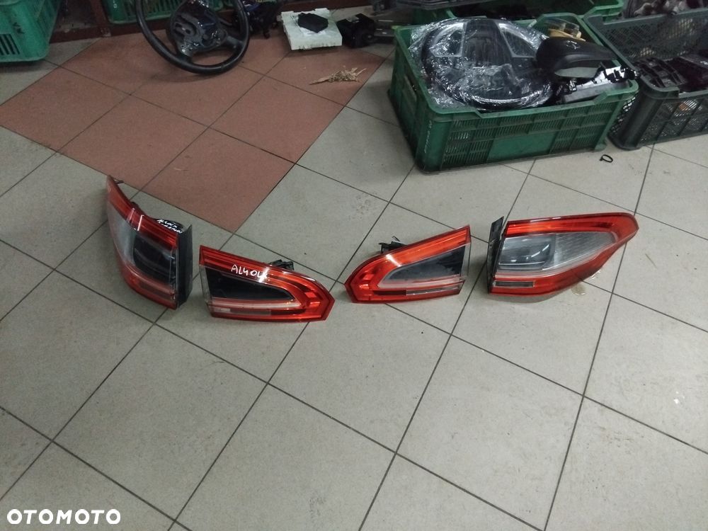 Ford s-max lift 2010- lampa tył lewa wewnętrzna w klapę  led neon - 1