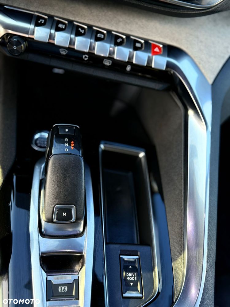 Peugeot 5008 BlueHDi 130 EAT8 GT - 23