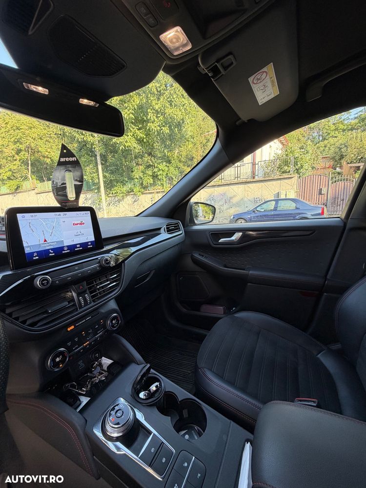 Ford Kuga - 9