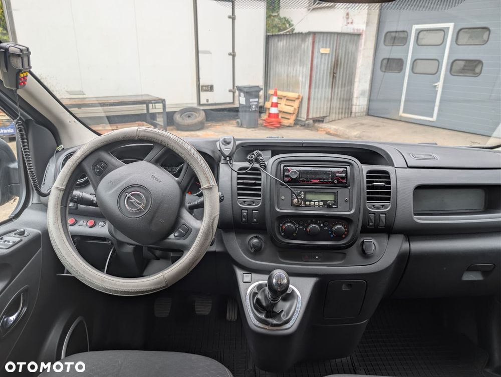 Opel Vivaro - 14