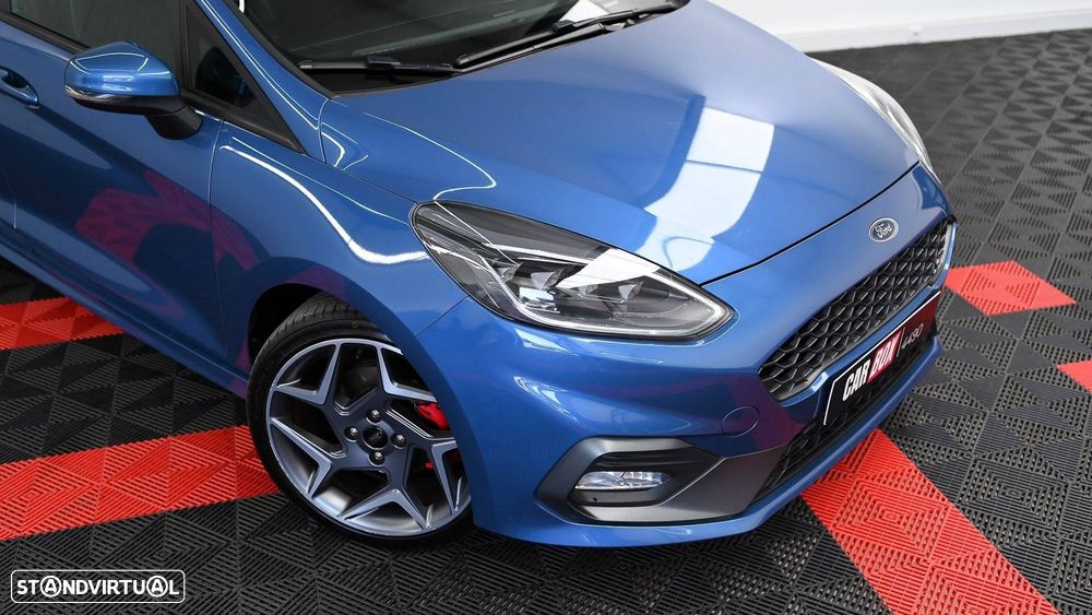 Ford Fiesta 1.5 EcoBoost S&S ST X - 4