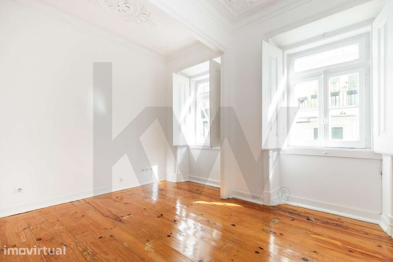 Apartamento T2+1 com pátio para arrendamento na Rua Dr. Teófilo Braga - Grande imagem: 4/31