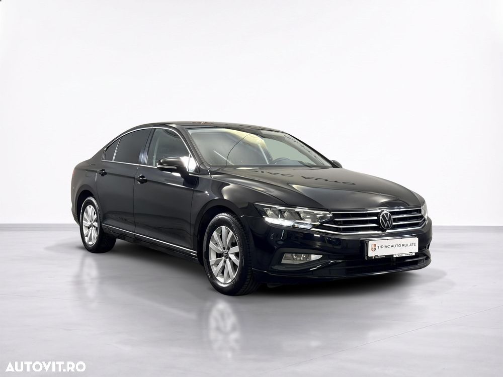 Volkswagen Passat - 8