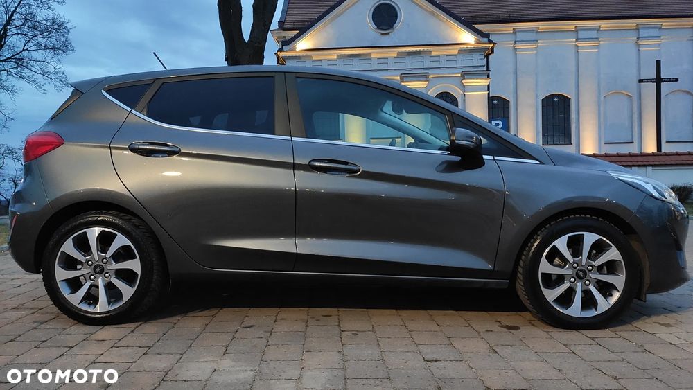 Ford Fiesta 1.0 EcoBoost S&S TITANIUM - 10