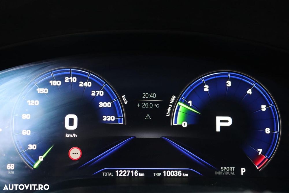 BMW Seria 5 540i xDrive Aut. Luxury Line - 30