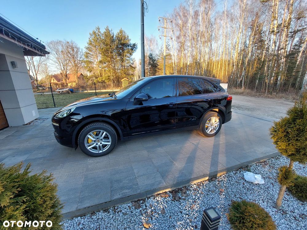 Porsche Cayenne - 4