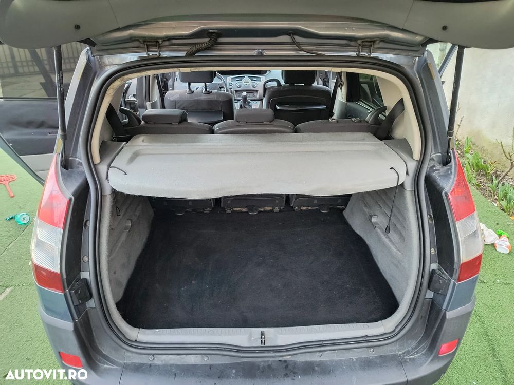 Renault Scenic II 1.6 Authentique - 13