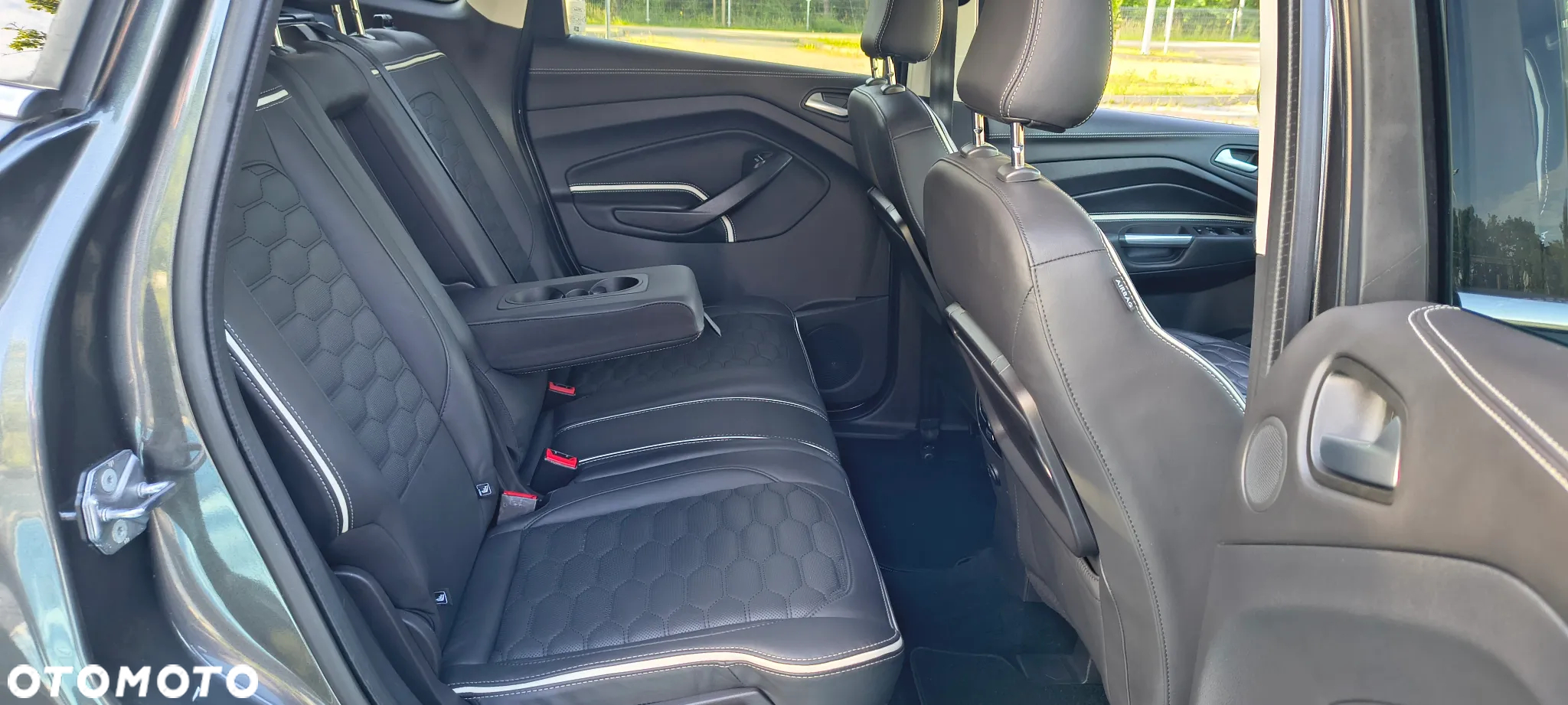 Ford Kuga 1.5 EcoBoost 2x4 Vignale - 19