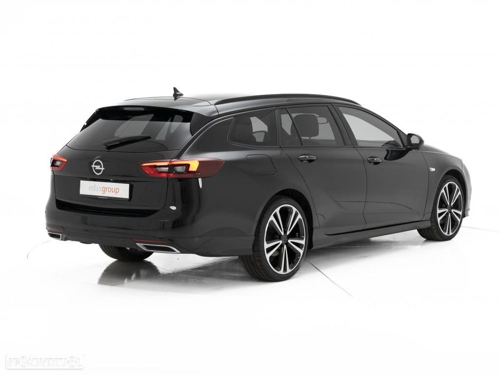 Opel Insignia Sports Tourer - 3