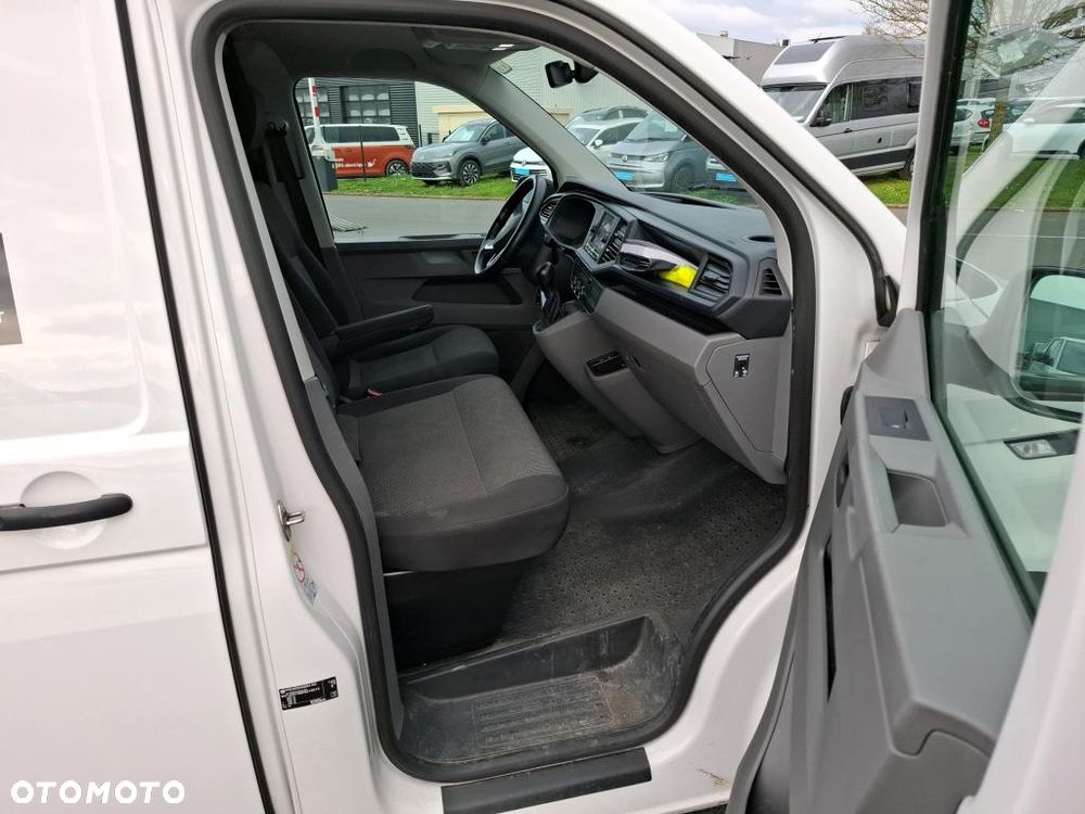 Volkswagen Transporter - 11