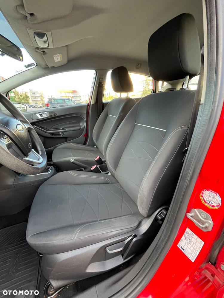 Ford Fiesta 1.25 Titanium X - 27