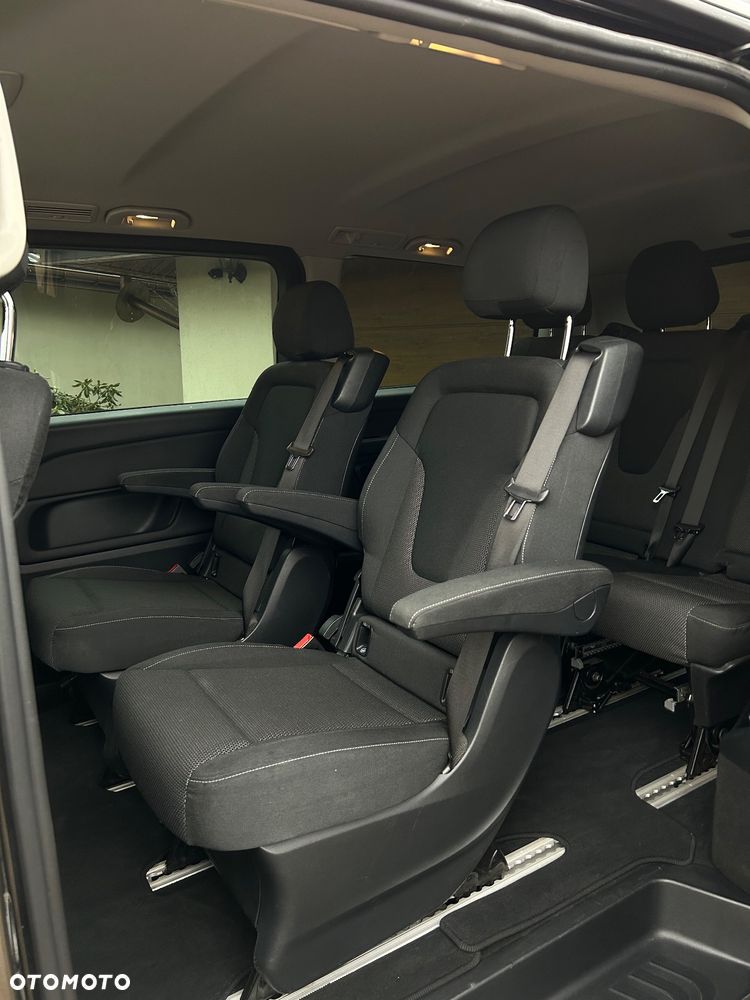 Mercedes-Benz Klasa V 220 d 4-Matic Avantgarde 7G-Tronic (d³ugi) - 31