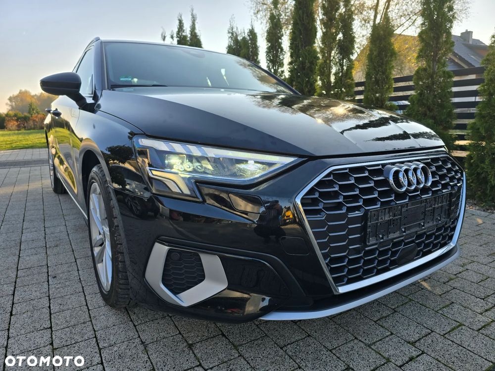 Audi A3 Sportback 35 TFSI Sport - 2