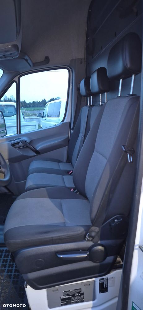 Volkswagen Crafter - 13
