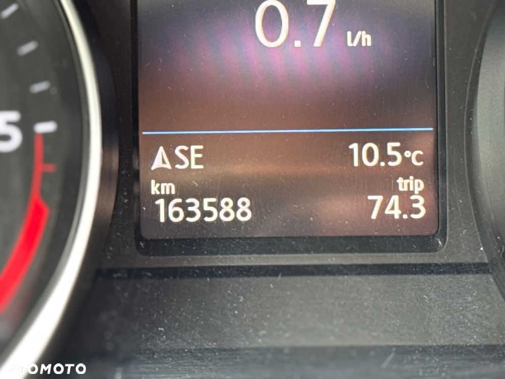 Volkswagen Passat 2.0 TDI BMT SCR 4Mot Highline DSG7 - 23