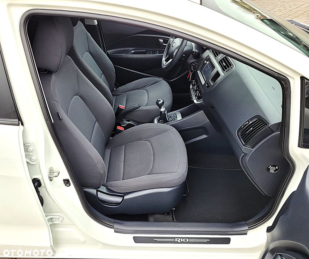 Kia Rio 1.2 Business Line - 22