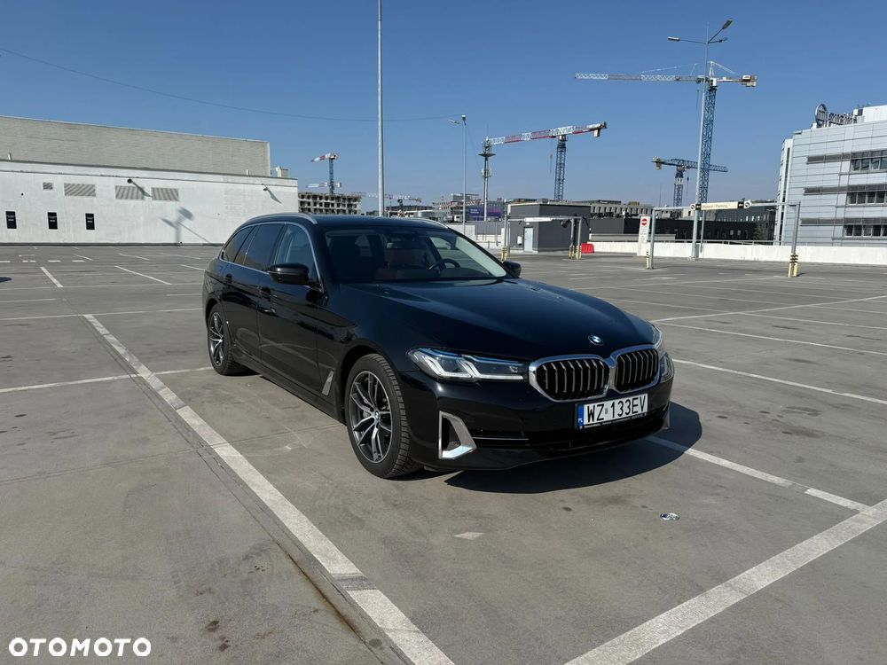 BMW Seria 5 540d xDrive Luxury Line