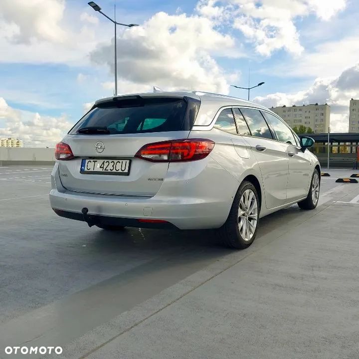 Opel Astra 1.6 D (CDTI) Start/Stop Dynamic - 4