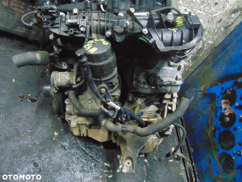 Silnik BMW N47D20C słupek +pompa 300 zł - 6