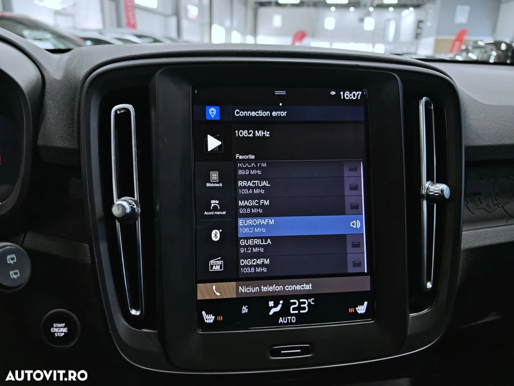 Volvo XC 40 T3 AT8 Momentum - 12