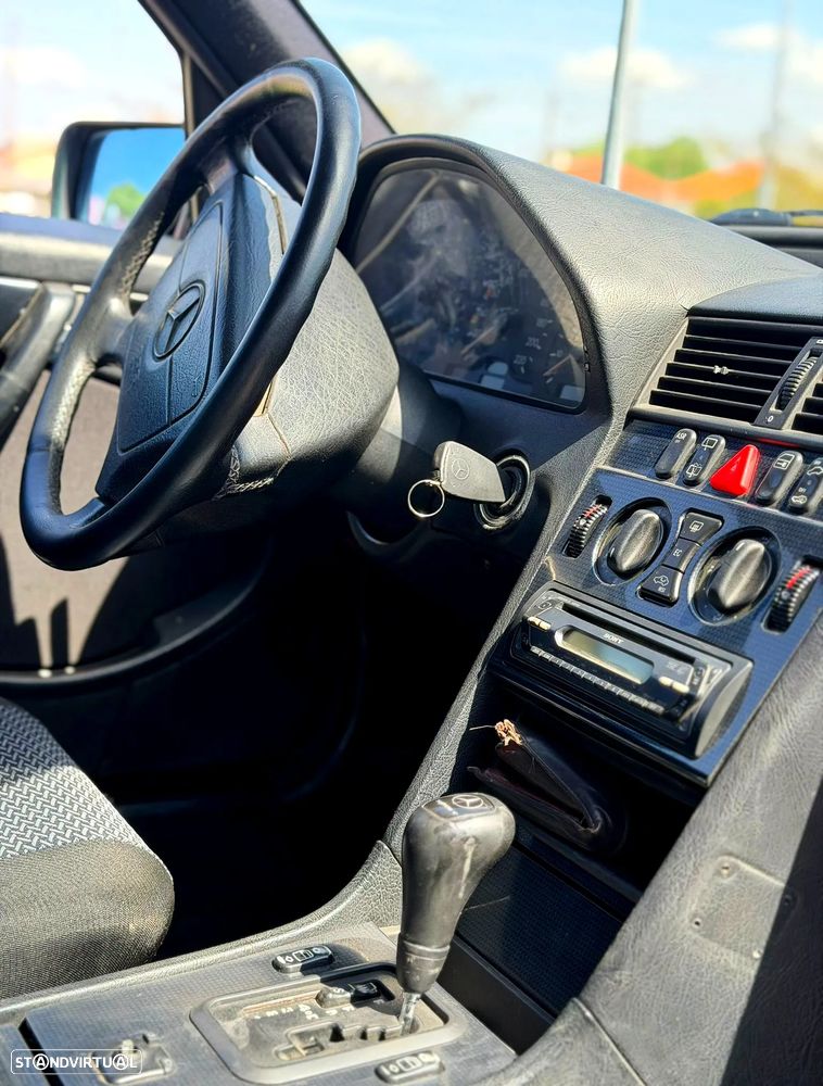 Mercedes-Benz C 220 - 7