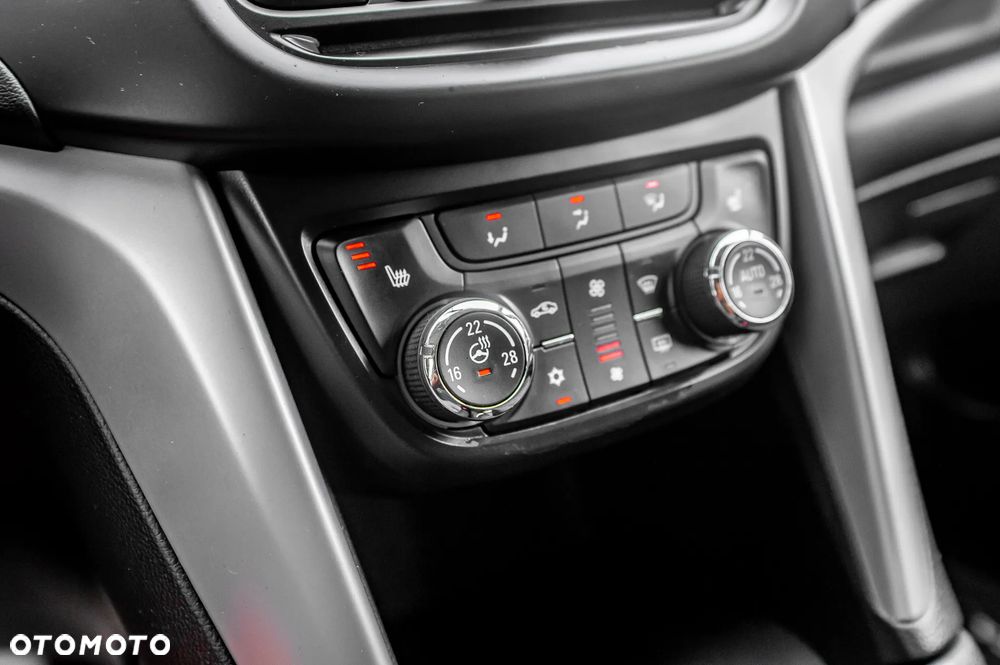 Opel Zafira 1.4 Turbo Business Innovation - 26
